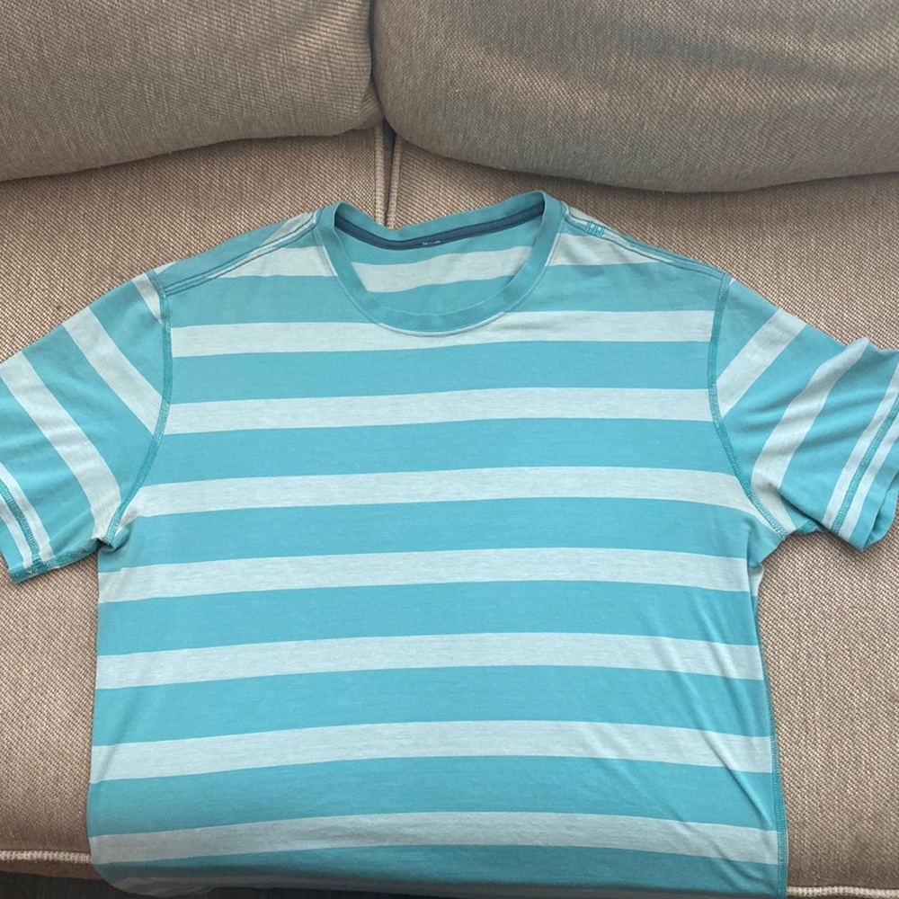 Men’s Lululemon Casual Shirt